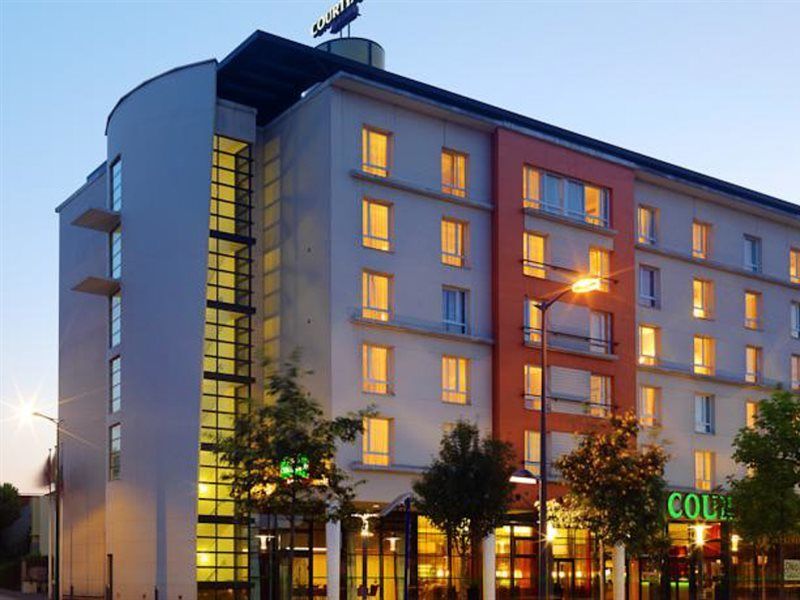 Courtyard By Marriott Paris La Defense West - Colombes Hotel Colombes  Exterior photo